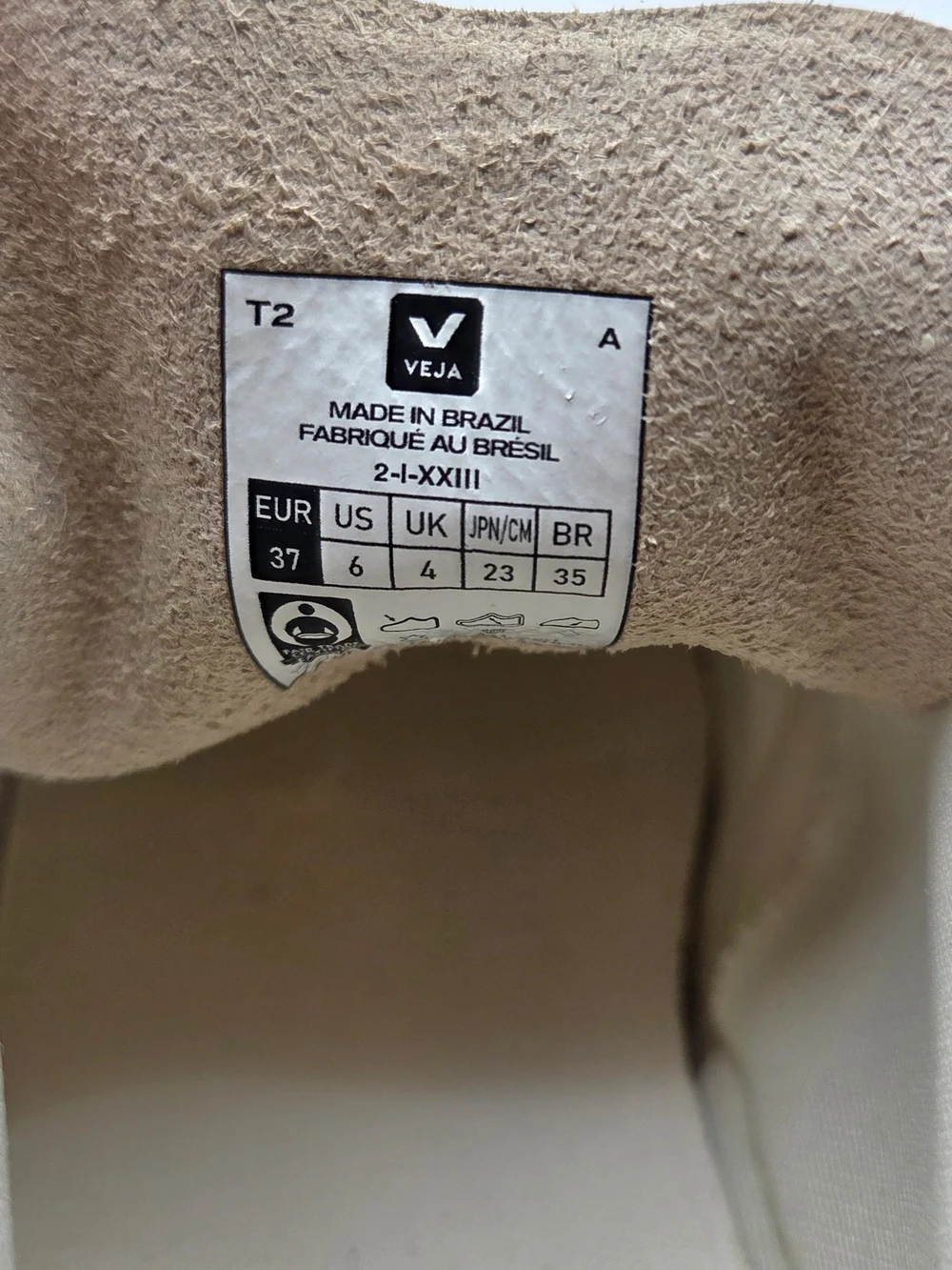 Veja 10 low